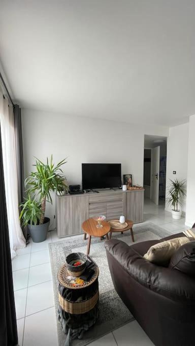 Appartement De Luca Saint-André-de-Cubzac Dış mekan fotoğraf