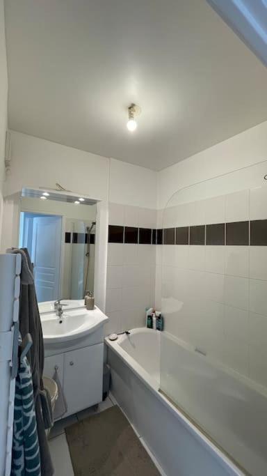 Appartement De Luca Saint-André-de-Cubzac Dış mekan fotoğraf